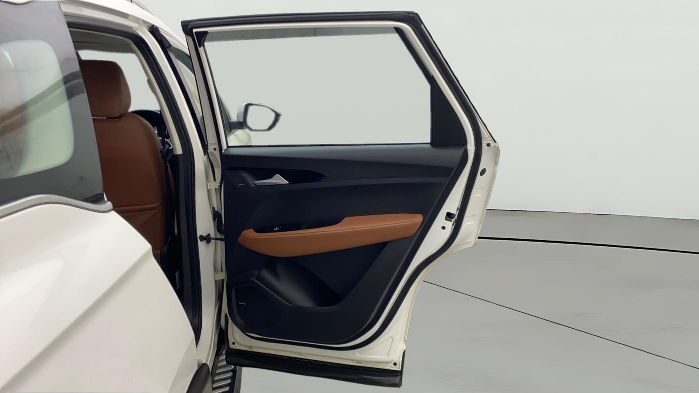 2021 MG HECTOR PLUS SHARP 2.0 DIESEL TURBO MT 6-STR, Diesel, Manual, 72,760 km, RHS Rear Door