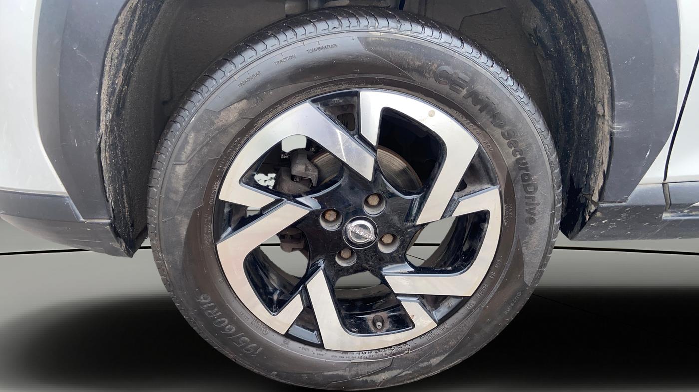 2021 Nissan MAGNITE XV EXECUTIVE, Petrol, Manual, 20,617 km, Left Front Wheel