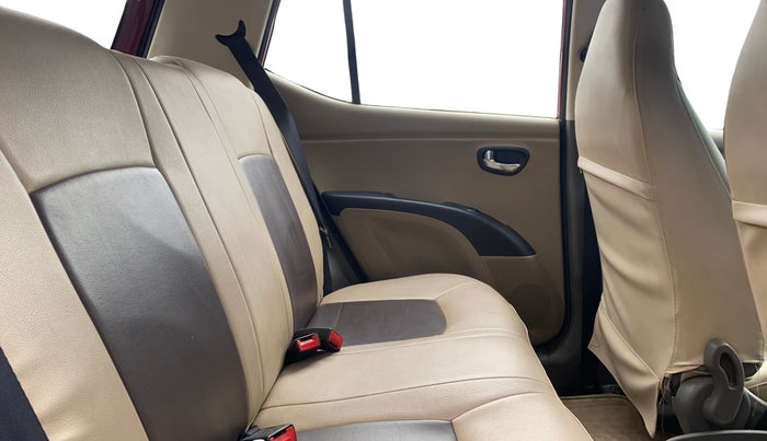 2016 Hyundai i10 SPORTZ 1.2, Petrol, Manual, 43,254 km, Right Side Rear Door Cabin