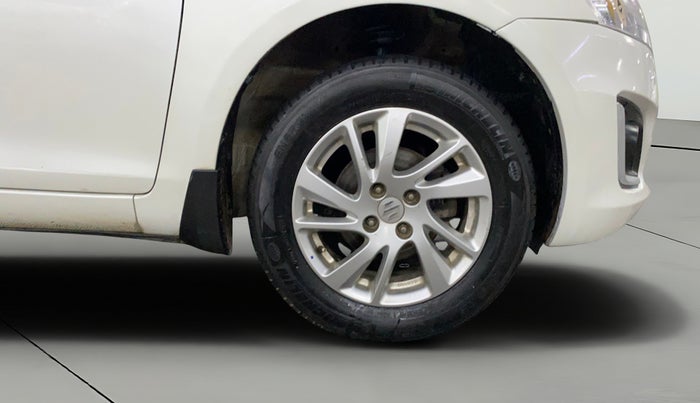 2012 Maruti Swift ZXI, Petrol, Manual, 85,162 km, Right Front Wheel
