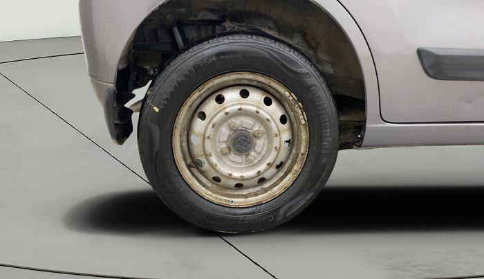2012 Maruti Wagon R 1.0 LXI, Petrol, Manual, 50,194 km, Right Rear Wheel