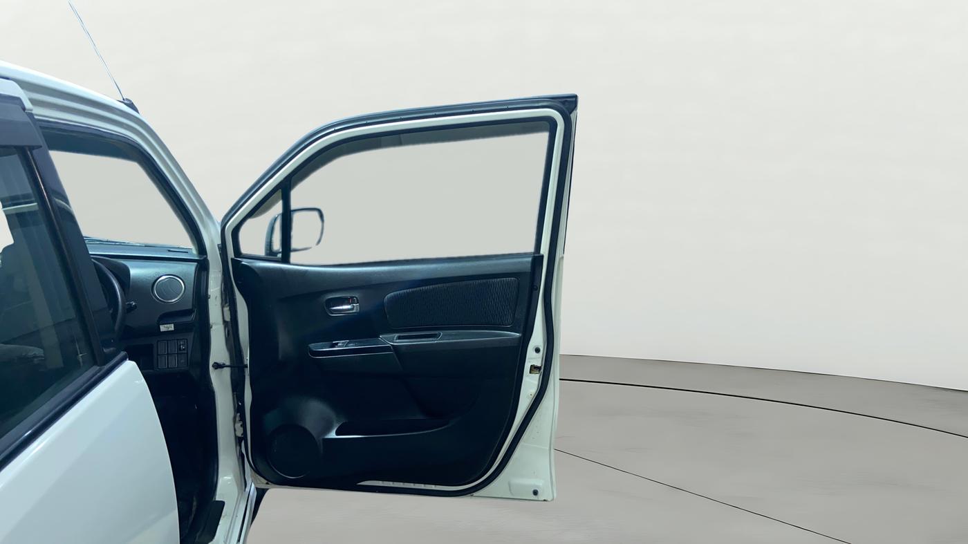 2013 Maruti Wagon R Stingray LXI, Petrol, Manual, 52,165 km, RHS Front Door