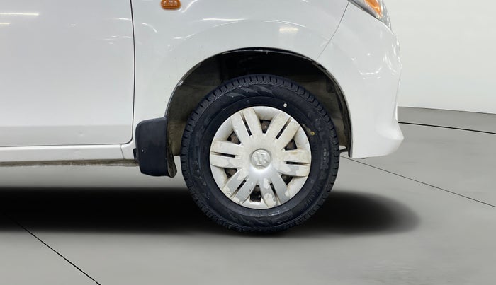 2017 Maruti Alto 800 LXI, Petrol, Manual, 37,368 km, Right Front Wheel