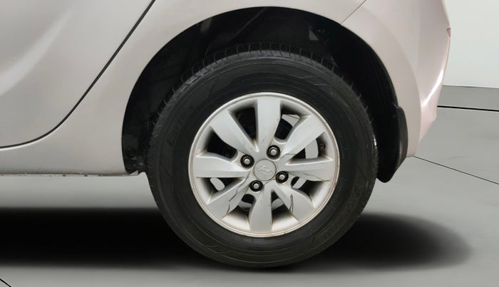 2013 Hyundai i20 SPORTZ 1.2, Petrol, Manual, 68,998 km, Left Rear Wheel