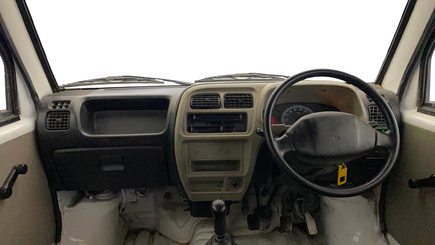 2018 Maruti Eeco 5 STR CNG WITH HTR, CNG, Manual, 79,893 km, Dashboard