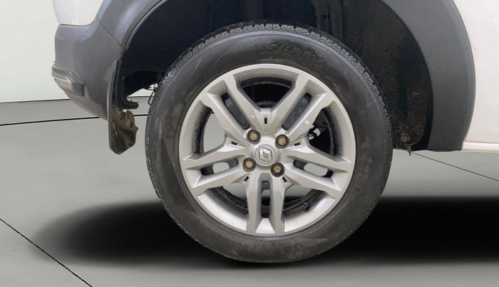 2022 Renault TRIBER RXZ AMT, Petrol, Automatic, 41,145 km, Right Rear Wheel