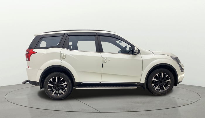 2019 Mahindra XUV500 W11, Diesel, Manual, 69,786 km, Right Side View