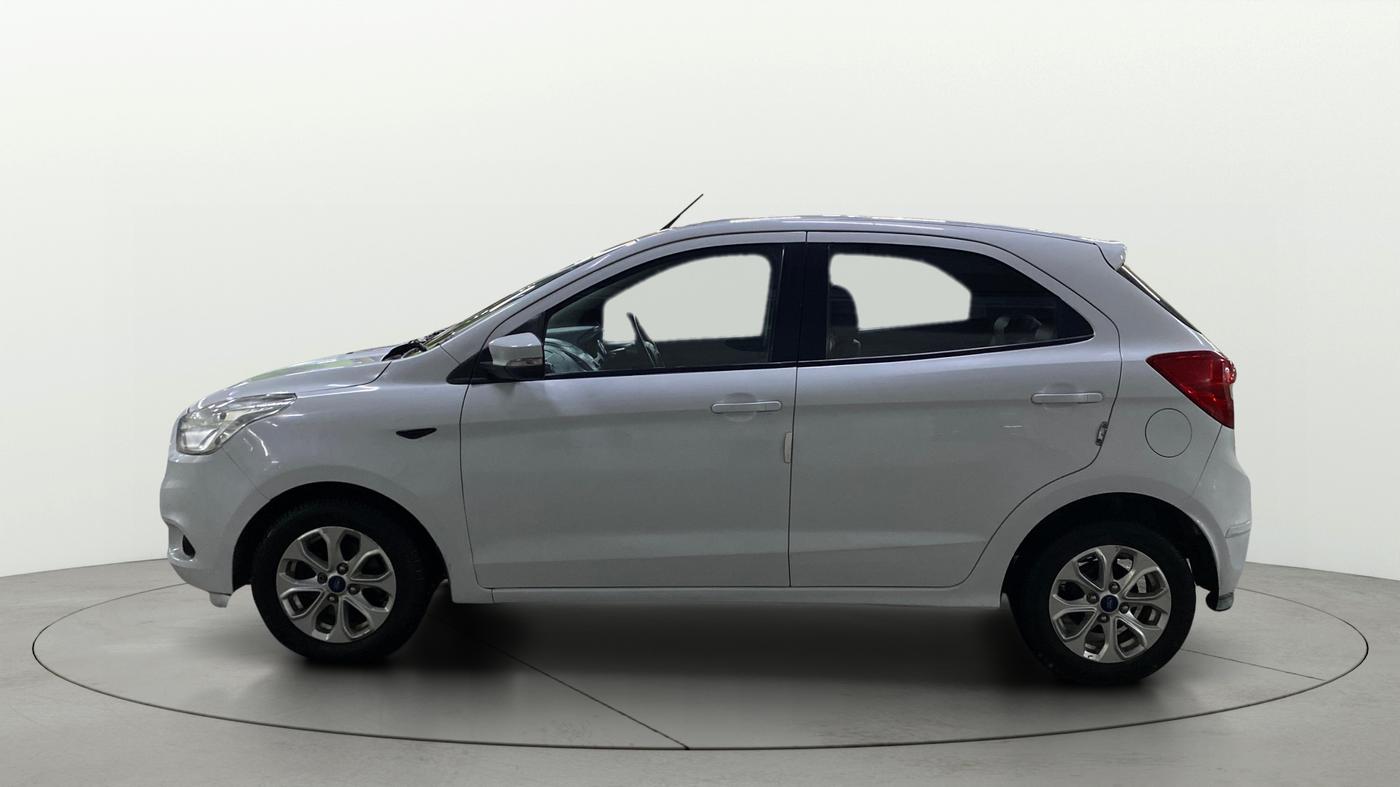 2017 Ford New Figo TITANIUM 1.2 PETROL MT, Petrol, Manual, 34,711 km, Left Side