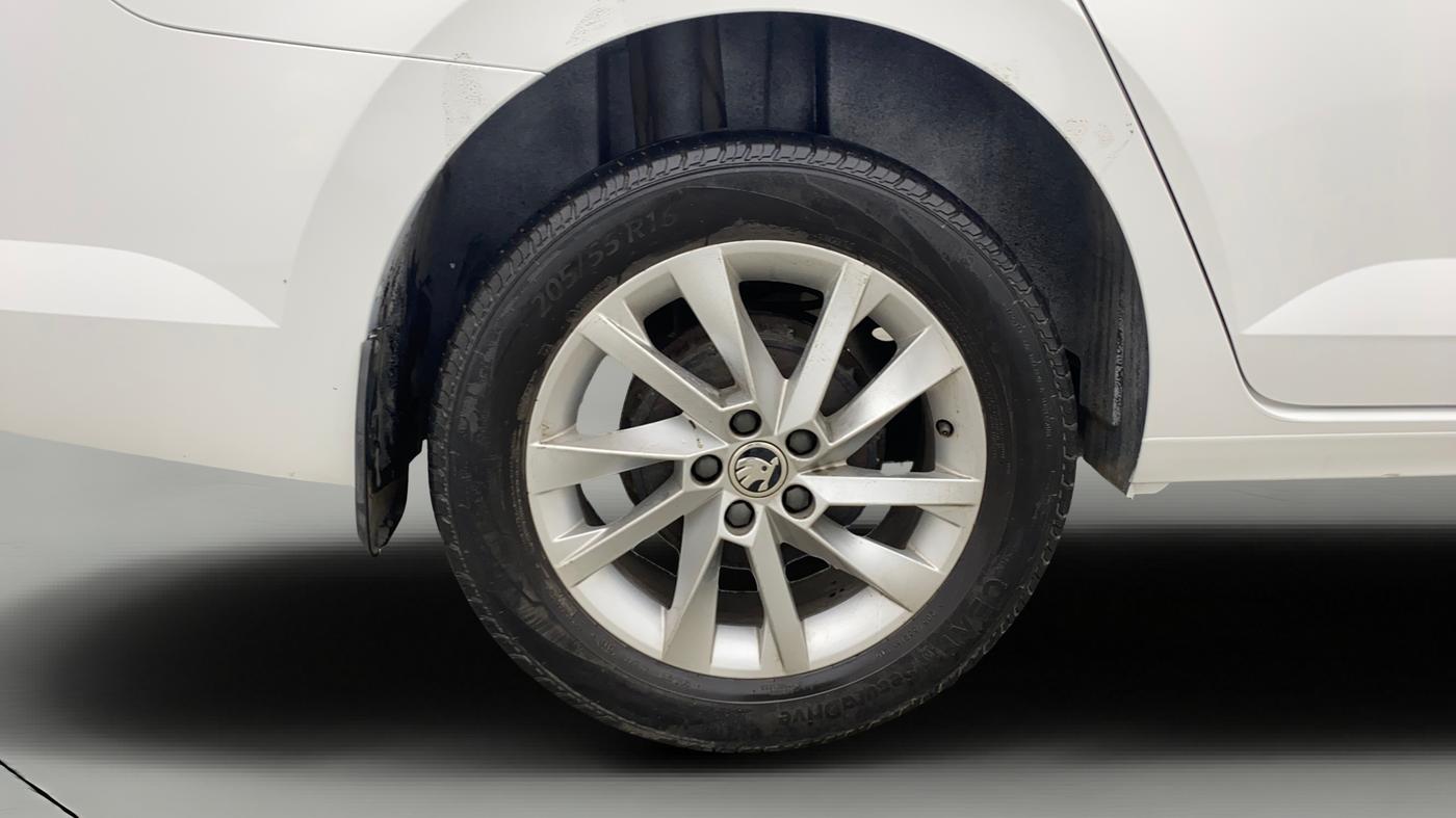 2023 Skoda SLAVIA Ambition 1.5L TSI, Petrol, Manual, 52,161 km, Right Rear Wheel