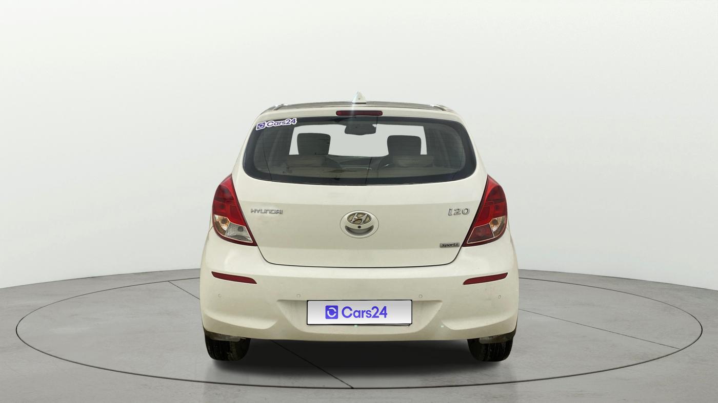 2014 Hyundai i20 SPORTZ 1.2, Petrol, Manual, 95,692 km, Back/Rear