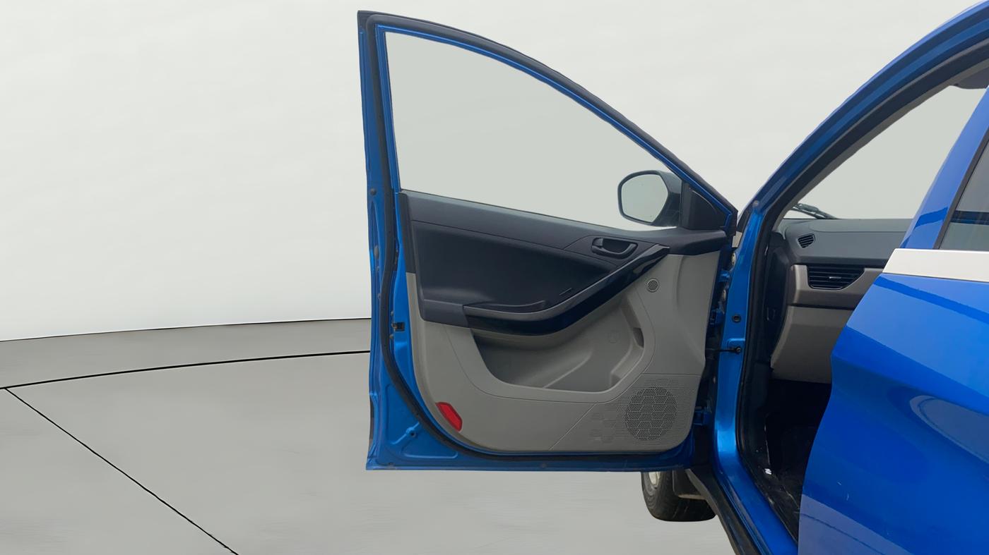 2019 Tata NEXON XMA PETROL, Petrol, Automatic, 48,338 km, LHS Front Door
