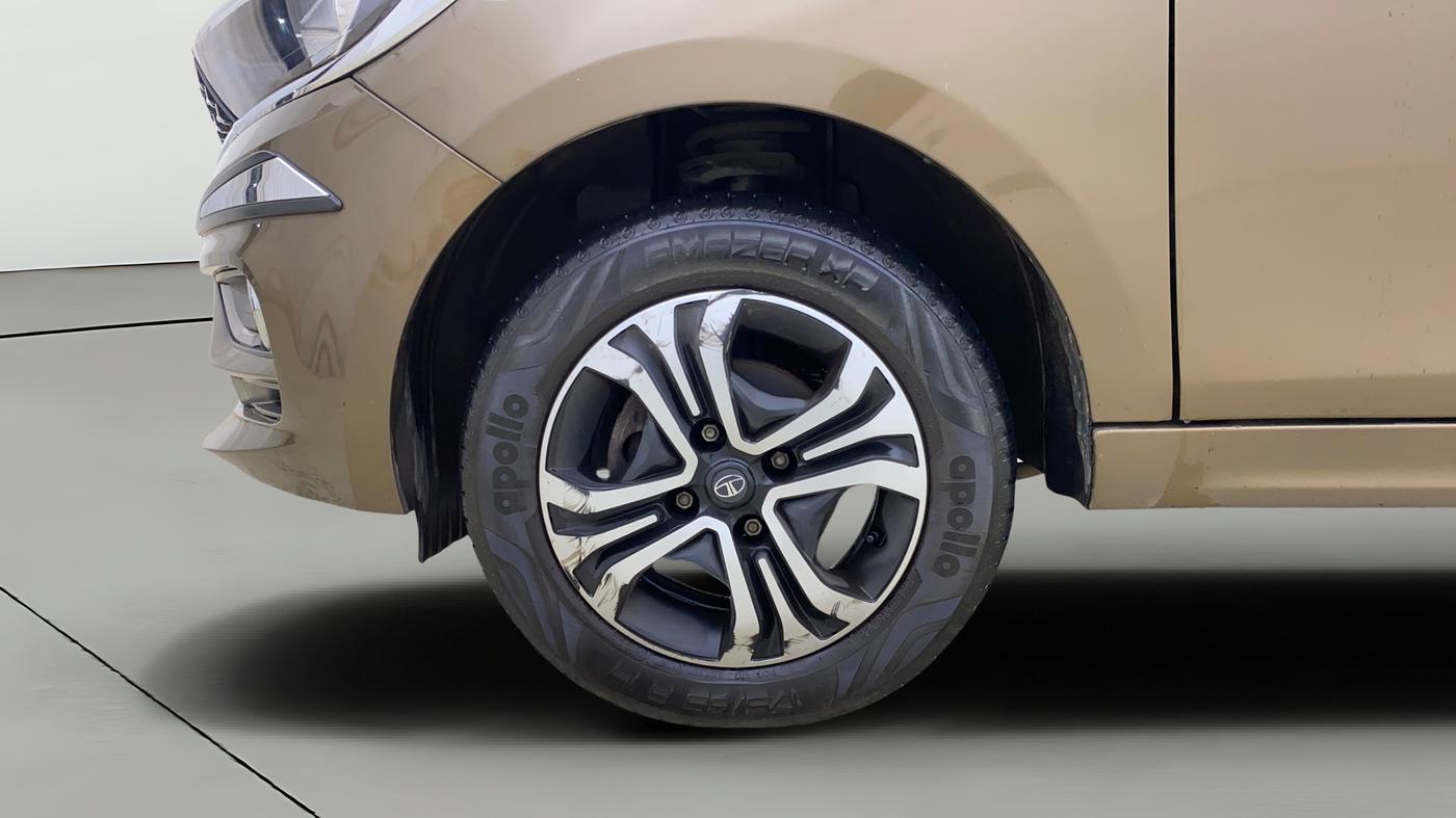 2024 Tata TIGOR XZA Plus iCNG , CNG, Automatic, 26,107 km, Left Front Wheel