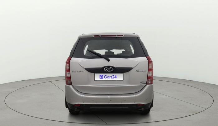 2016 Mahindra XUV500 W6 AT 1.99, Diesel, Automatic, 44,518 km, Back/Rear