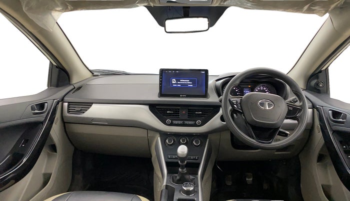 2018 Tata NEXON XM PETROL, Petrol, Manual, 33,553 km, Dashboard