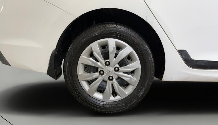 2019 Hyundai Verna 1.4 EX PETROL, Petrol, Manual, 97,678 km, Right Rear Wheel