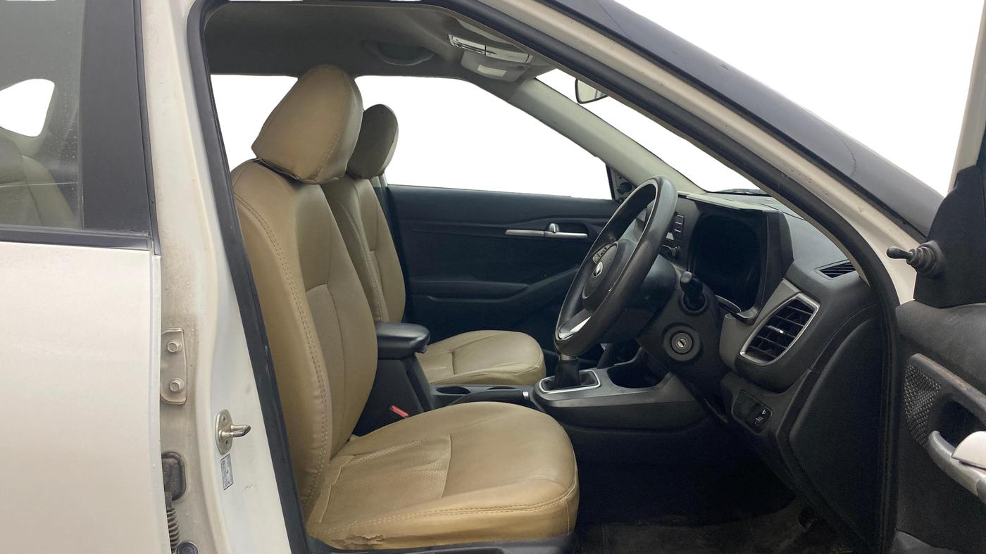 2020 KIA SELTOS HTE 1.5 DIESEL, Diesel, Manual, 93,743 km, Right Side Front Door Cabin