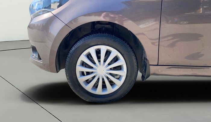 2019 Tata Tiago XZ PETROL, Petrol, Manual, 44,977 km, Left Front Wheel