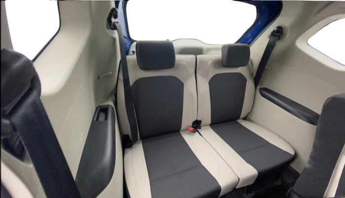 2022 Renault TRIBER RXT, Petrol, Manual, 21,671 km, Third Seat Row ( optional )