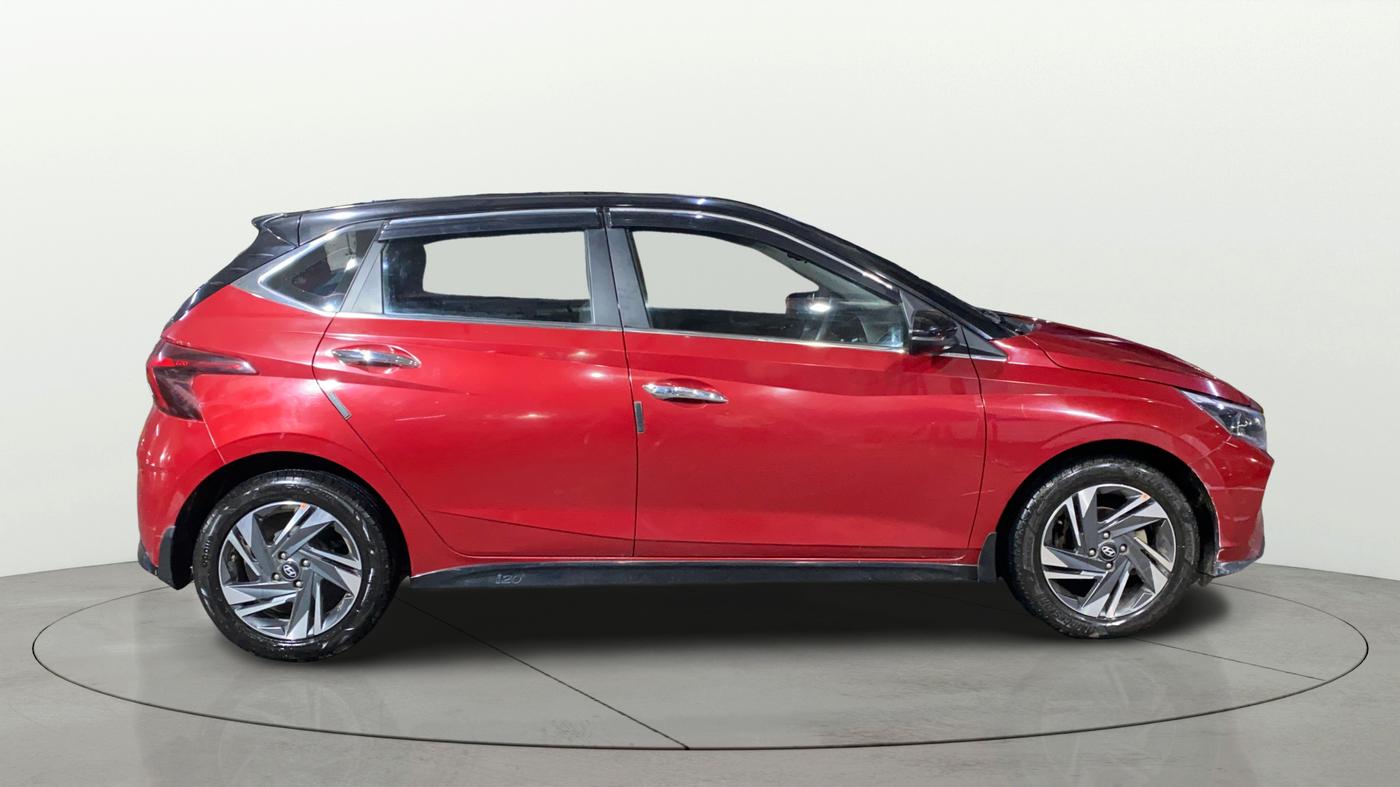 2022 Hyundai NEW I20 ASTA(O) 1.5 CRDI DUAL TONE, Diesel, Manual, 60,063 km, Right Side View