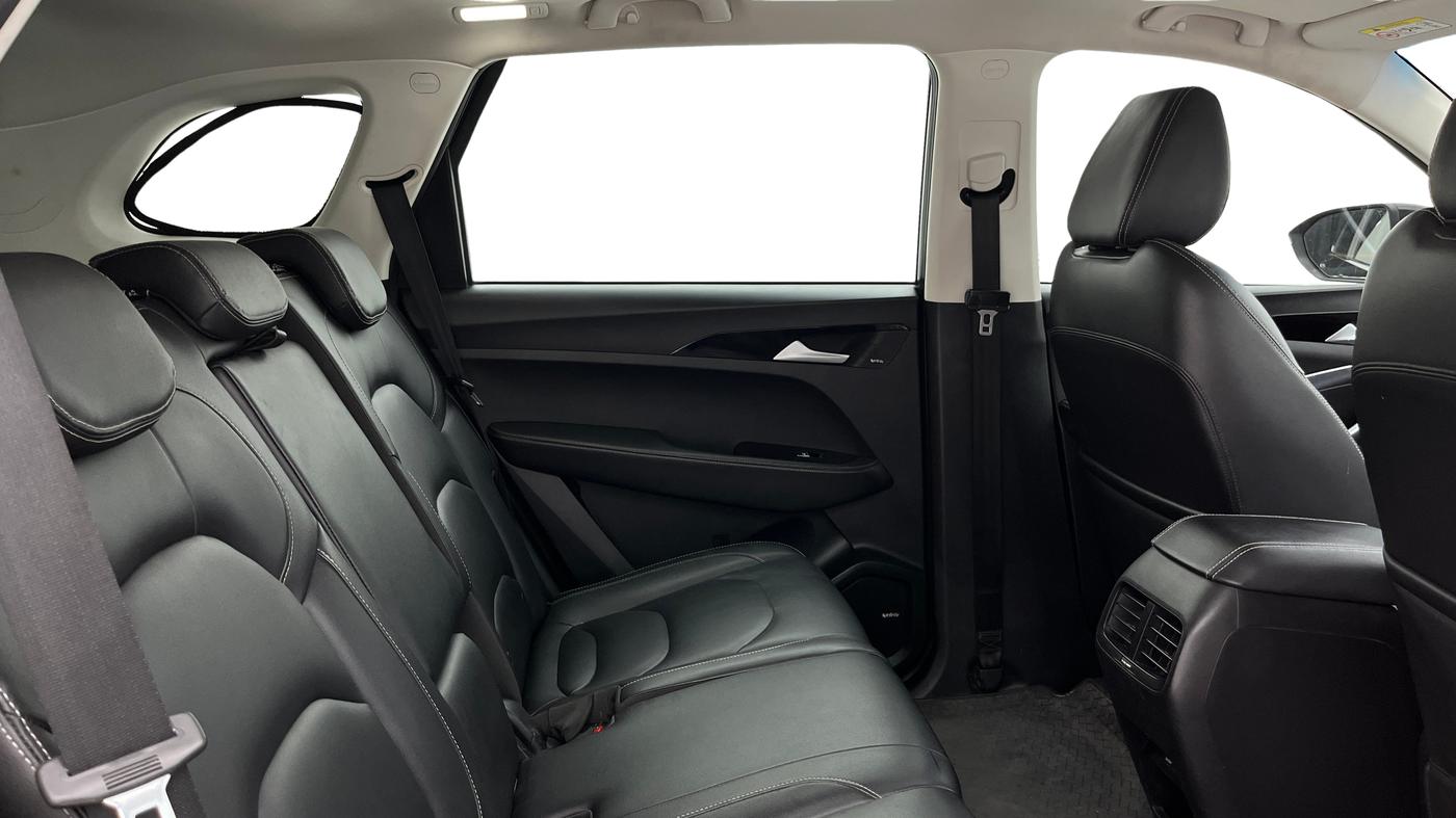 2019 MG HECTOR SHARP HYBRID 1.5 PETROL, Petrol, Manual, 75,931 km, Right Side Rear Door Cabin