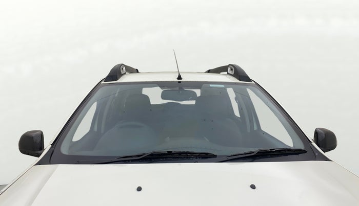 2018 Renault Duster RXS CVT, Petrol, Automatic, 30,921 km, Front Windshield