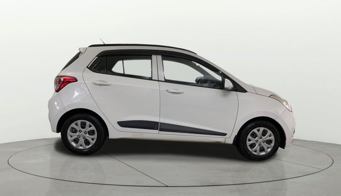 2015 Hyundai Grand i10 SPORTZ 1.2 KAPPA VTVT, Petrol, Manual, 48,027 km, Right Side View