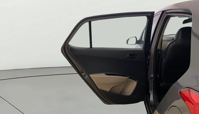 2018 Hyundai Grand i10 MAGNA AT 1.2 KAPPA VTVT, Petrol, Automatic, 63,852 km, LHS Rear Door