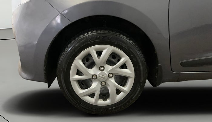 2017 Hyundai Grand i10 SPORTZ 1.2 KAPPA VTVT, Petrol, Manual, 32,518 km, Left Front Wheel