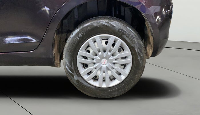 2016 Maruti Swift LXI (O), Petrol, Manual, 67,639 km, Left Rear Wheel