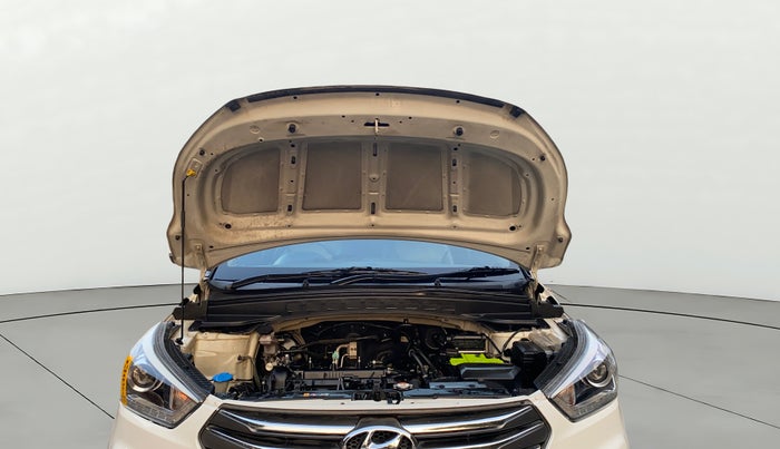 2016 Hyundai Creta SX PLUS 1.6 PETROL, Petrol, Manual, 1,11,085 km, Open Bonet