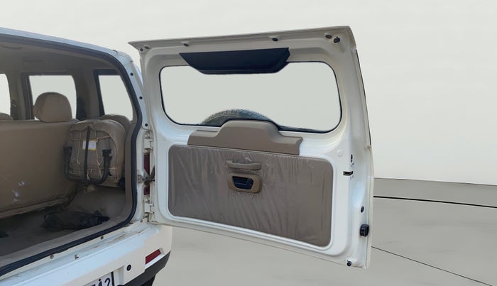 2022 Mahindra BOLERO NEO N 10 (O), Diesel, Manual, 42,523 km, Boot Door Open