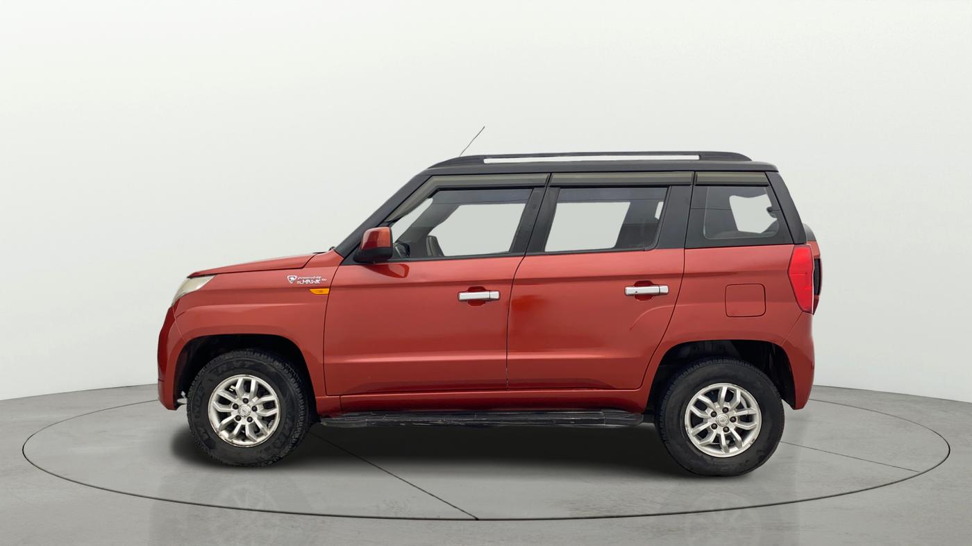2016 Mahindra TUV300 T8, Diesel, Manual, 92,303 km, Left Side