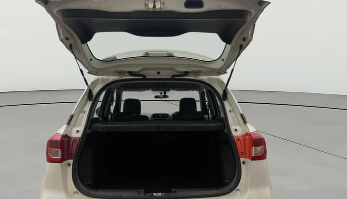 2016 Maruti Vitara Brezza ZDI PLUS, Diesel, Manual, 1,35,208 km, Boot Open Zoomed View