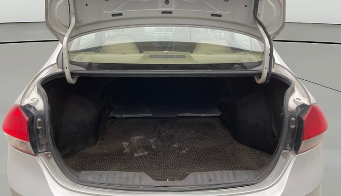 2015 Maruti Ciaz ZXI, Petrol, Manual, 92,340 km, Boot Open Zoomed View