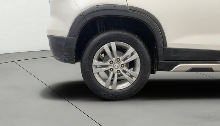 2016 Maruti Vitara Brezza ZDI PLUS, Diesel, Manual, 1,11,061 km, Right Rear Wheel