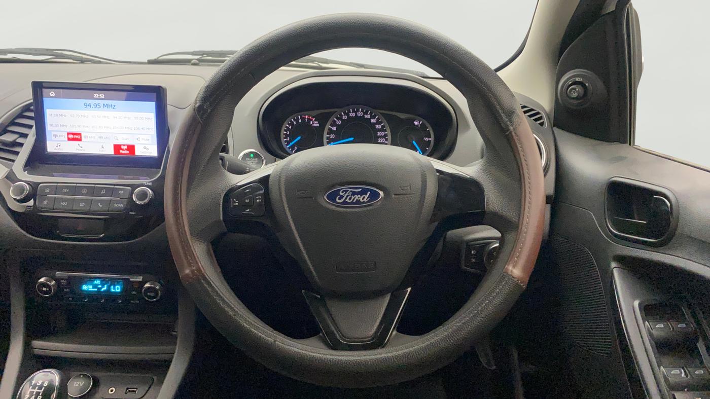 2019 Ford New Figo TITANIUM 1.2 PETROL MT, Petrol, Manual, 43,692 km, Steering Wheel Close Up