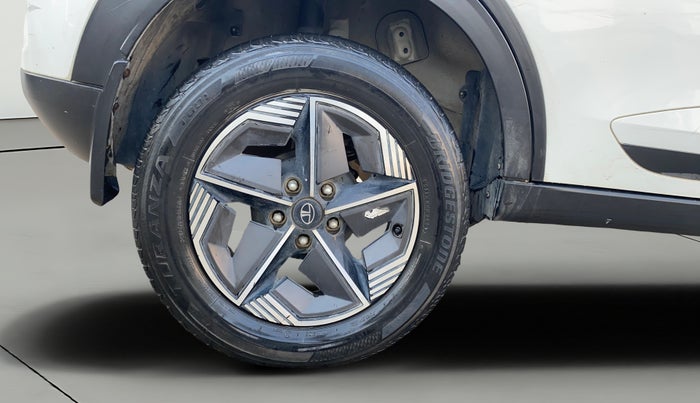 2024 Tata NEXON CREATIVE PLUS S 1.2 REVOTRON 6 MT, Petrol, Manual, 38,957 km, Right Rear Wheel