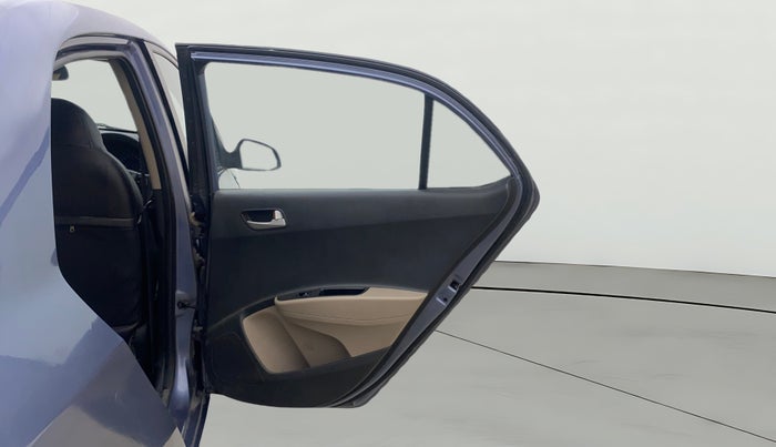 2015 Hyundai Xcent S (O) 1.2, Petrol, Manual, 90,590 km, RHS Rear Door