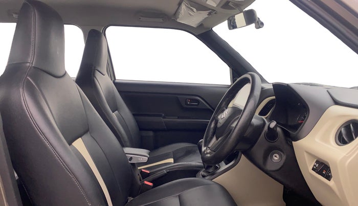 2021 Maruti New Wagon-R LXI CNG 1.0, CNG, Manual, 61,622 km, Right Side Front Door Cabin