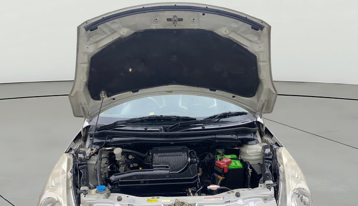 2015 Maruti Swift VXI, Petrol, Manual, 69,289 km, Open Bonet