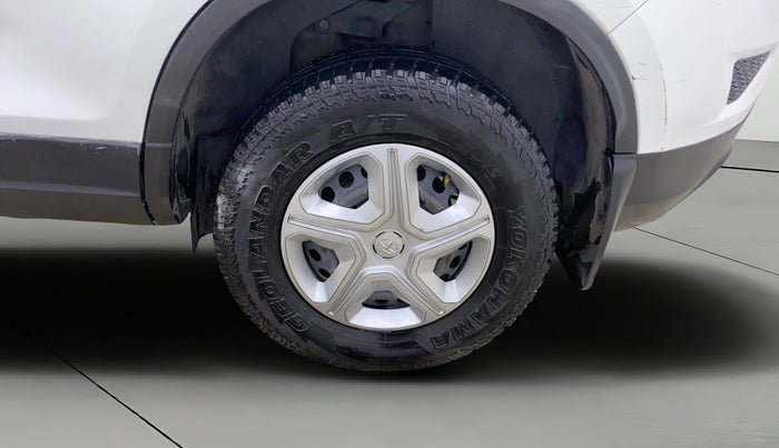 2023 Tata Harrier XE 2.0L KRYOTEC, Diesel, Manual, 1,04,313 km, Left Rear Wheel