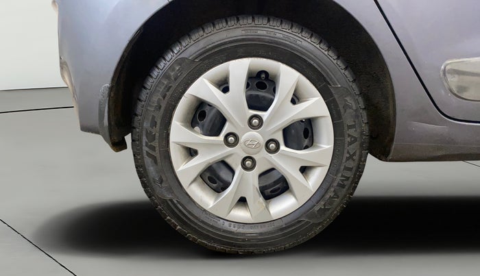 2014 Hyundai Grand i10 SPORTZ 1.2 KAPPA VTVT, Petrol, Manual, 39,981 km, Right Rear Wheel