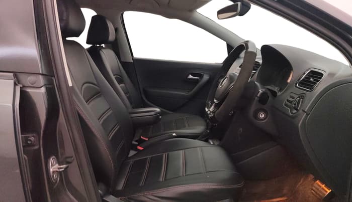 2016 Volkswagen Polo GT TSI AT, Petrol, Automatic, 1,04,392 km, Right Side Front Door Cabin