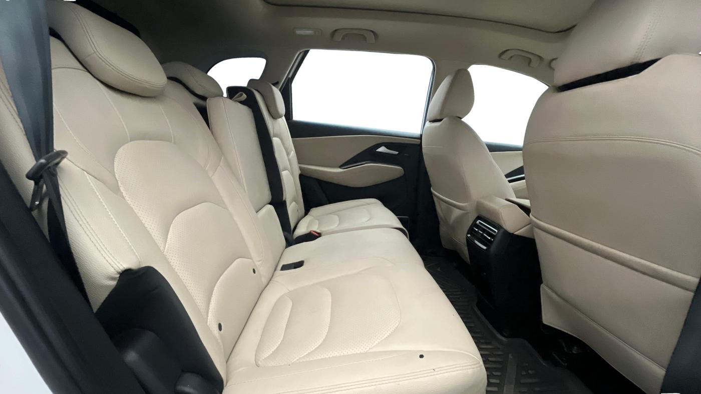 2023 MG HECTOR SHARP PRO 1.5 PETROL TURBO CVT DUAL TONE, Petrol, Automatic, 20,985 km, Right Side Rear Door Cabin