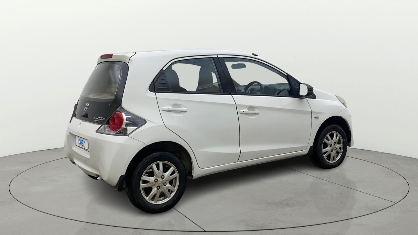 2013 Honda Brio V MT, Petrol, Manual, 1,08,343 km, Right Back Diagonal
