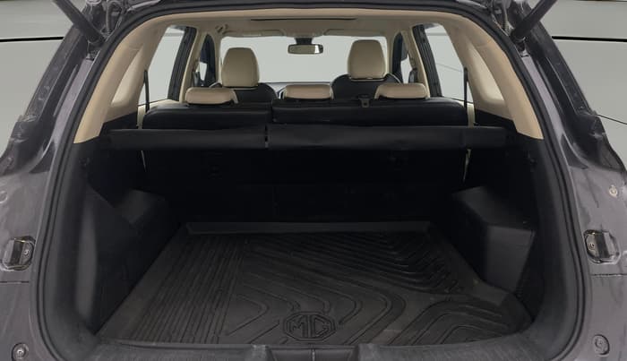 2021 MG HECTOR SHARP 1.5 PETROL CVT, Petrol, Automatic, 41,702 km, Boot Open Zoomed View