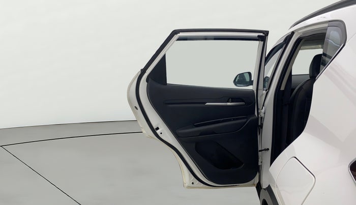 2023 KIA SONET HTK PLUS 1.5 IMT, Diesel, Manual, 38,169 km, LHS Rear Door