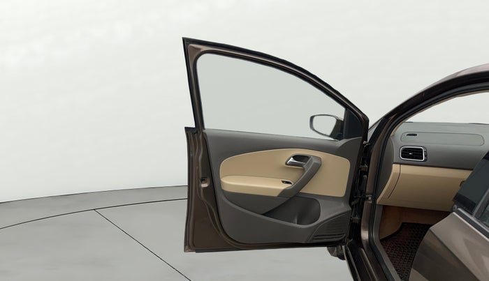 2017 Volkswagen Vento 1.2 TSI HIGHLINE PLUS AT, Petrol, Automatic, 43,250 km, LHS Front Door