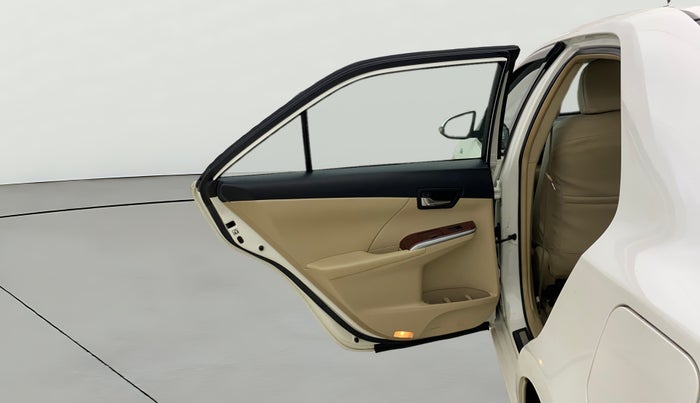 2014 Toyota Camry 2.5L AT, Petrol, Automatic, 30,555 km, LHS Rear Door