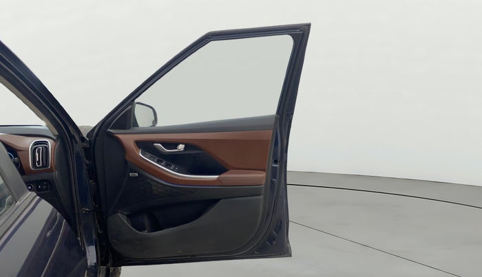 2022 Hyundai ALCAZAR PLATINUM 1.5 MT 7STR, Diesel, Manual, 80,331 km, RHS Front Door